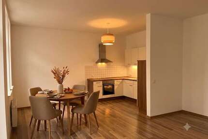 Wohnung zum Mieten in Schwerin 690,00 € 64.15 m²
