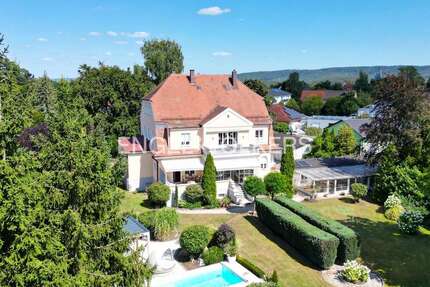 Haus zum Kaufen in Maxhütte-Haidhof 1.449.000,00 € 350 m²