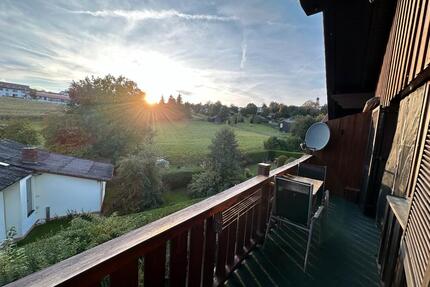 Charmante Dachgeschosswohnung in ruhiger, dennoch zentraler Lage - Bad Griesbach im Rottal