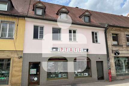 Haus zum Kaufen in Erlangen 850.000,00 € 293 m²