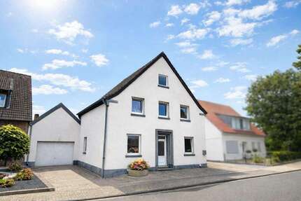 Haus zum Kaufen in Heinsberg 349.000,00 € 242 m²