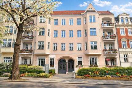 Wohnung zum Mieten in Berlin 2.654,36 € 221.75 m²