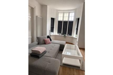 Große helle 4-Zimmer-Wohnung mit Balkon in ruhiger Innenstadtlage