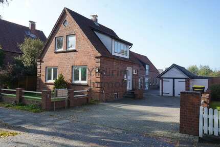 Haus zum Kaufen in Cuxhaven Groden 375.000,00 € 259 m² - Cuxhaven / Groden