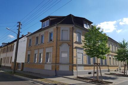 kleine 2-Zimmer-Wohnung - 280,00&nbsp;EUR Kaltmiete, ca.&nbsp; 37,00&nbsp;m&sup2; in Wittenberg Lutherstadt (PLZ: 06886)