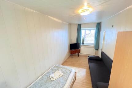 Einzelzimmer in Wohngemeinschaft zu vermieten! Einfamilienhaus - Pilsting