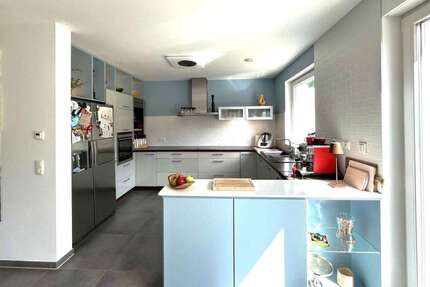 Haus zum Kaufen in Bedburg-Kaster 650.000,00 € 143 m²