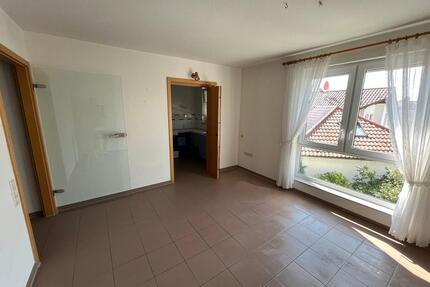 Seniorenwohnung mit Balkon, Aufzug & TG-Platz in Bad Wimpfen