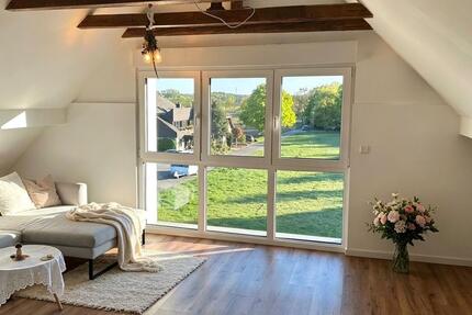 Dachgeschoss Wohnung mit Flair - 790,00&nbsp;EUR Kaltmiete, ca.&nbsp; 78,00&nbsp;m&sup2; in Steinhagen (PLZ: 33803)