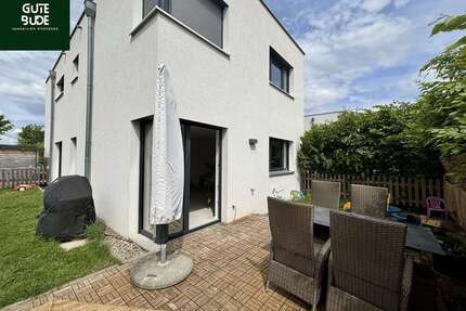 Haus zum Mieten in Rödelsee 1.420,00 € 145.09 m²