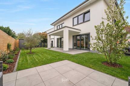 IHR ZUHAUSE, DAS STANDARDS NEU DEFINIERT - 225 m² gehobenes Wohngefühl - Flörsheim am Main