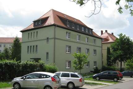 Wohnung zum Mieten in Meuselwitz 245,00 € 60.34 m²