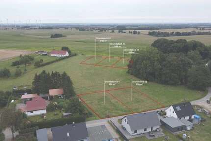 Grundstück zu verkaufen in Satow- Pustohl 67.000,00 € 850 m²