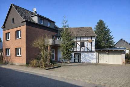 Haus zum Kaufen in Rüscheid 335.000,00 € 232 m²