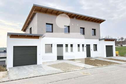 Haus zum Kaufen in Neuburg 549.000,00 € 140.89 m²