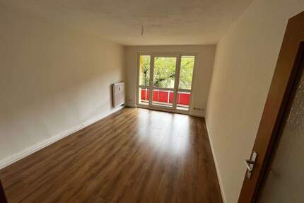 Sonnige Drei-Raum-Whg am Mozartplatz! - Brandenburg Görden