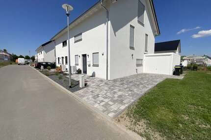 Haus zum Kaufen in Borna 499.900,00 € 135 m²