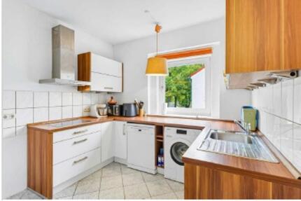 Sechs Zimmer Wohnung in Dahlem - 3.300,00&nbsp;EUR Kaltmiete, ca.&nbsp; 150,00&nbsp;m&sup2; in Berlin (PLZ: 14195) Steglitz-Zehlendorf