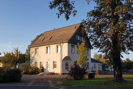 Haus mit viel Platz für Gewerbe, Hobby und Familie - Gröditz