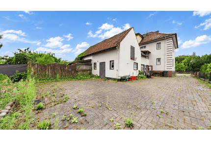 Haus zum Kaufen in Emmerthal 139.000,00 € 126 m²
