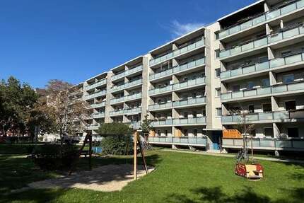 Wohnung zum Mieten in Dresden 458,00 € 64.2 m²