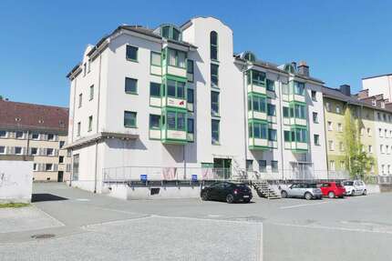 Haus zum Kaufen in Hof 1.900.000,00 € 2675 m²