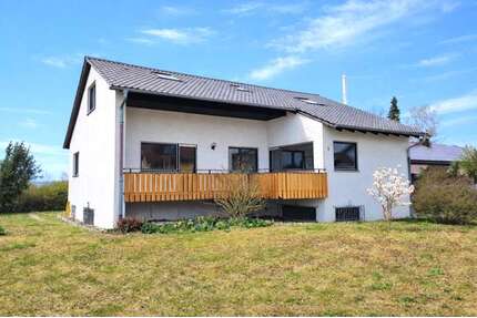 Haus zum Mieten in Gemmingen Stebbach 1.850,00 € 220 m² - Gemmingen / Stebbach