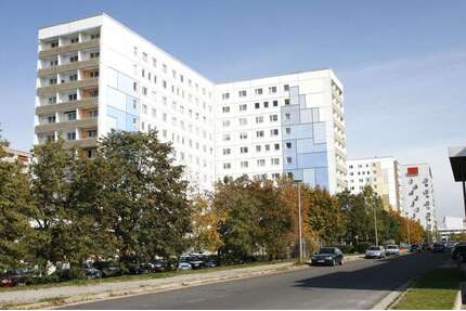Wohnung zum Mieten in Hoyerswerda 324,00 € 54.07 m²