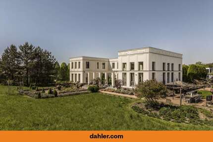 Haus zum Kaufen in Potsdam Nauener Vorstadt 5.900.000,00 € 500 m² - Potsdam / Nauener Vorstadt