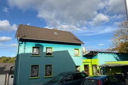 Haus in 56479 Elsoff - 198.000,00&nbsp;EUR Kaufpreis, ca.&nbsp; 285,00&nbsp;m&sup2; in Hellenhahn-Schellenberg (PLZ: 56479)