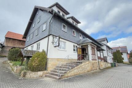 Großzügige Wohnung mit Terrasse, Stellplatz und Einbauküche - Großheirath