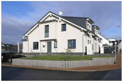 Energieklasse A | DHH 2020, Vollkeller, Fußbodenheizung, 2 Bäder - provisionsfrei in Ranstadt