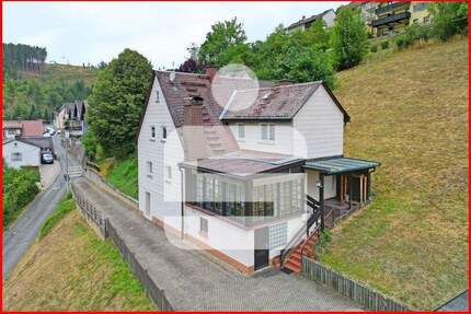 Viel Ruhe - toller Blick! - 109.000,00&nbsp;EUR Kaufpreis, ca.&nbsp; 118,00&nbsp;m&sup2;&nbsp;Wohnfl&auml;che in Wilhelmsthal (PLZ: 96352)