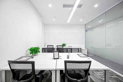 Service-büros für 15 Personen in Regus Von Richthofen Park - Villingen-Schwenningen Kopsbühl