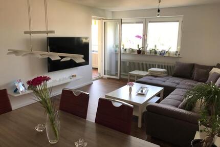 Helle 4-Zimmer-Wohnung mit Balkon, Aufzug & Tiefgaragenstellplatz - Ergolding