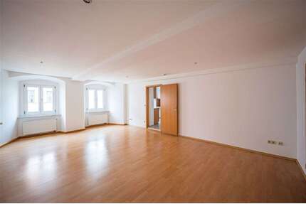 Wohnung zum Mieten in Deggendorf 738,00 € 82 m²