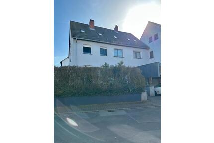 Renovierte helle 3ZKB DG-Wohnung in ALTENHASSLAU - Linsengericht