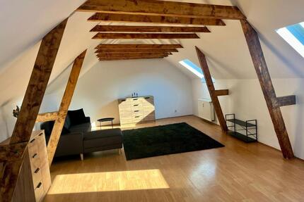 PROVISIONSFREI: 3 Zimmer, Wohnküche, Bad – zentral in Krefeld