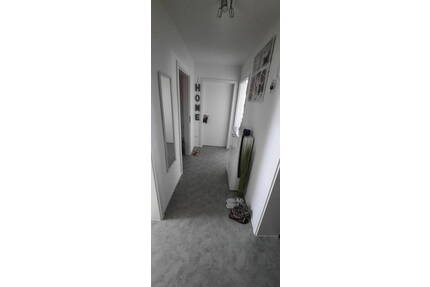 3 Zimmer Dachgeschosswohnung mit Balkon und Stellplatz - Heddesheim