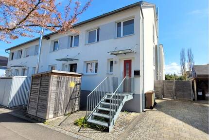 Familienglück mit Garten sucht SIE - Reihenendhaus in Freiburg-Opfingen