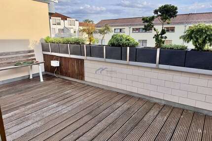 Wohnung zum Kaufen in Augsburg 398.000,00 € 82.65 m²