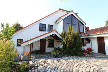 Haus zum Kaufen in Nettetal 925.000,00 € 283.86 m²