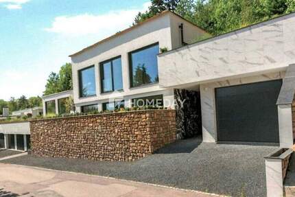 Stilvolle Wohnung mit Terrasse und durchdachtem Raumkonzept auf circa 157 m² - Bad Dürrheim