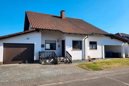 Mehrfamilienhaus in Busenberg mit schöner Aussicht - Bruchweiler-Bärenbach