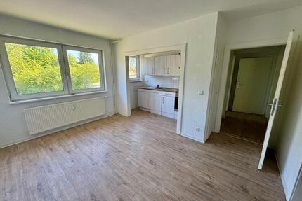 Sandgrubenweg 4, GBH | Attraktive 2-Zimmer-Wohnung mit Einbauküche – zentral in Gebhardshagen - Salzgitter Ortschaft Nord