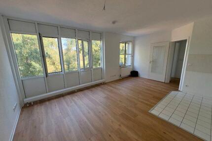 Helle 1-Zi.-Wohnung 29 m² I direkter Blick auf alte Elbe I Aufzug - Magdeburg Brückfeld