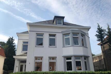 Schöne renovierte 4-Zimmer-Altbauwohnung mit Balkon - Neumünster Brachenfeld/Ruthenberg