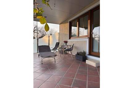 KS- Immobilien - 4-Zimmer-EG-Whg. - traumhafte Lage - Wang Inzkofen