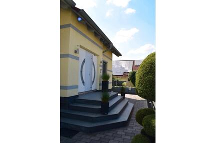 Einfamilienhaus zum verkaufen - 750.000,00&nbsp;EUR Kaufpreis, ca.&nbsp; 132,00&nbsp;m&sup2; in Eppingen (PLZ: 75031)
