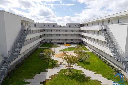 Wohnung zum Mieten in Bischofsheim 1.132,80 € 92.85 m²